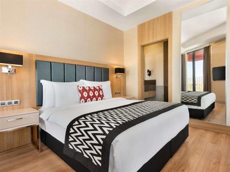 Ramada Encore Eskişehir Buitenkant foto