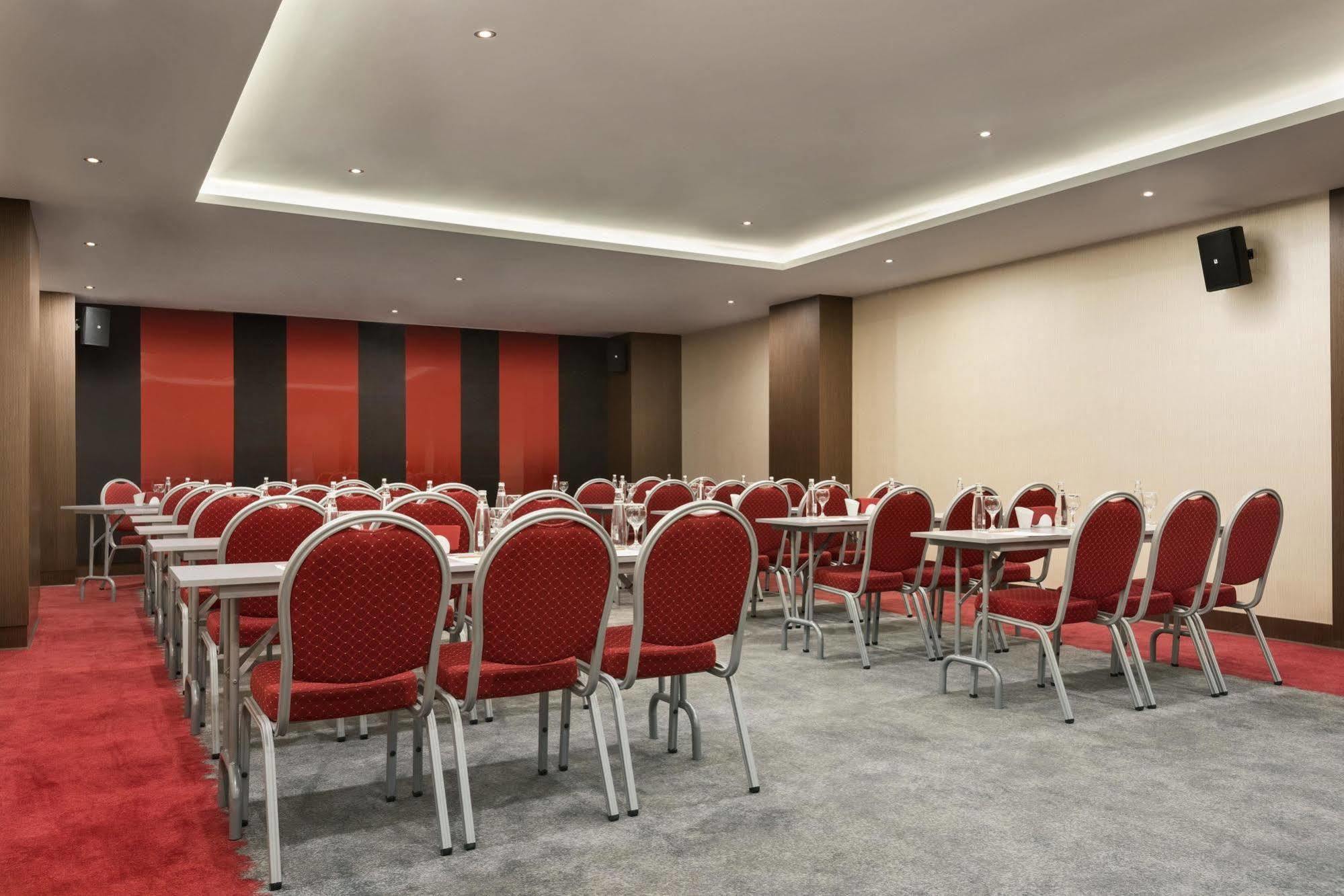 Ramada Encore Eskişehir Buitenkant foto